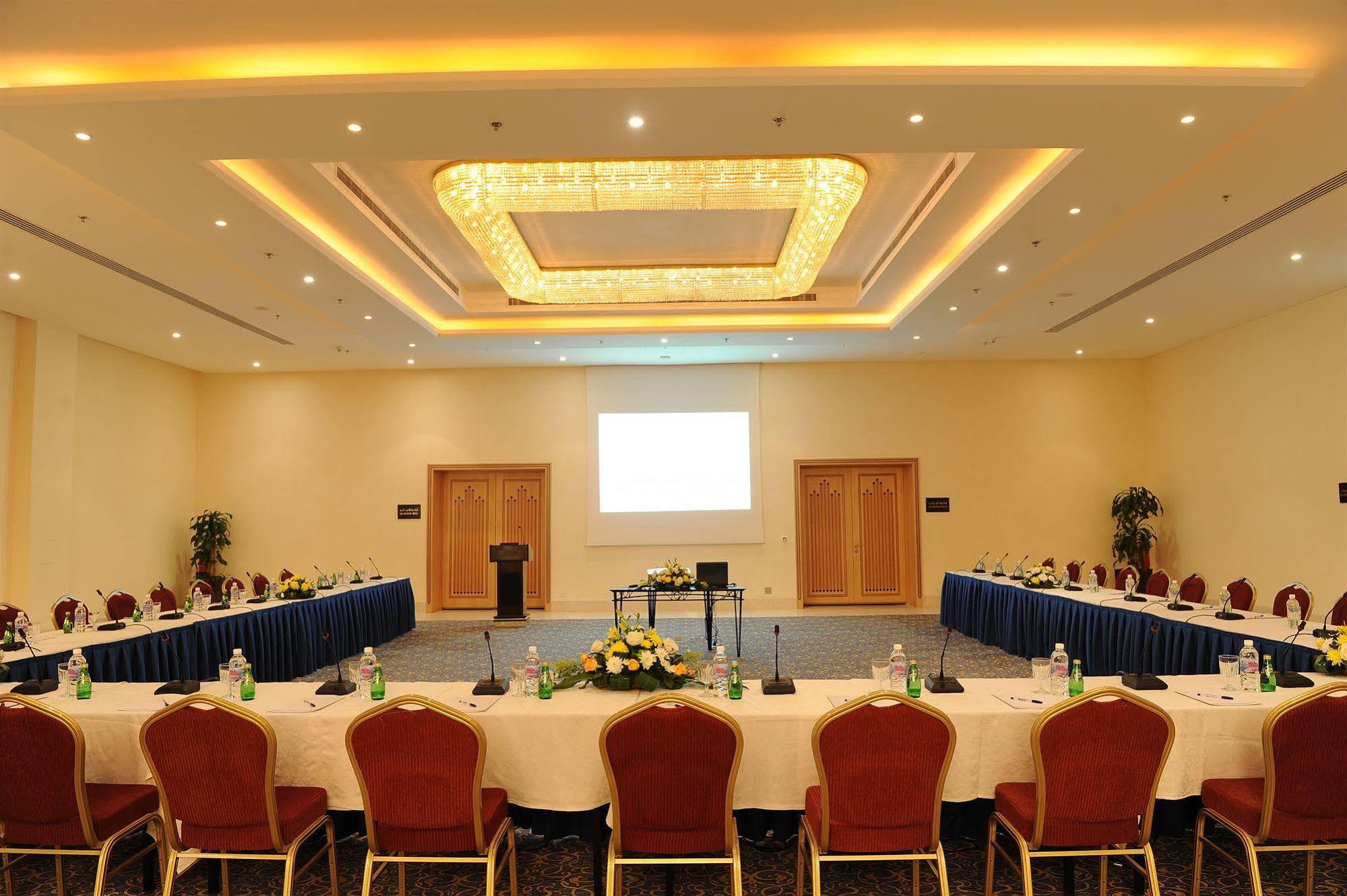 فندق مطار ماريوت 4*