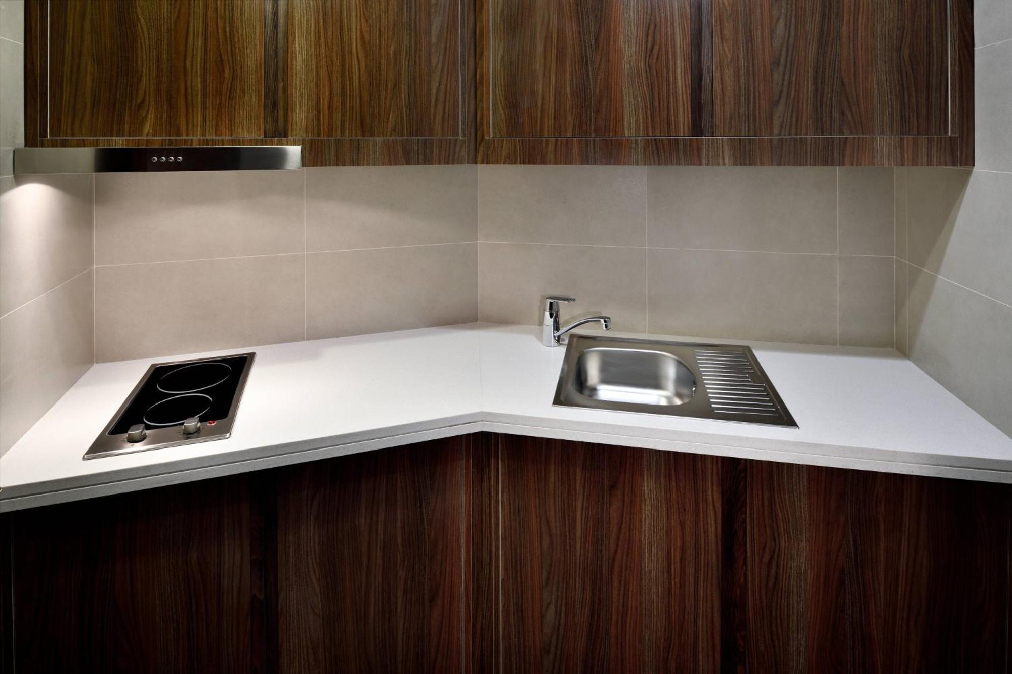Airport Marriott Hotel 4*