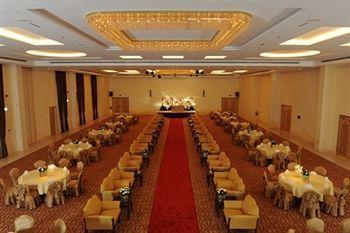 Airport Marriott Hotel