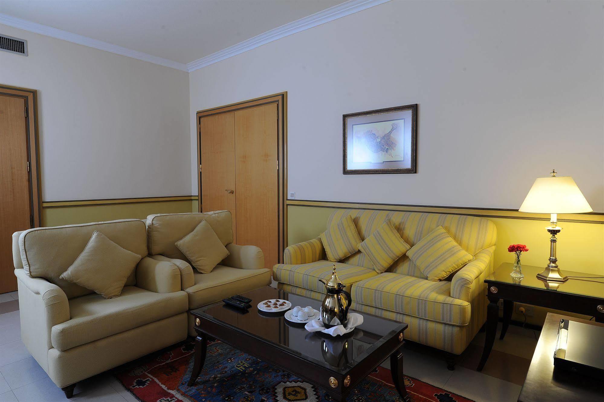 Airport Marriott Hotel